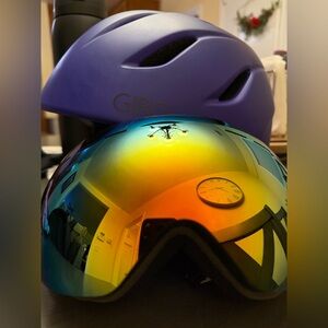 Giro helmet + free snow googles